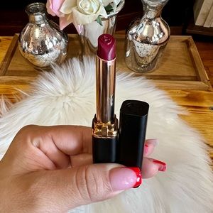 Loreal Colour Riche Intense Volume Matte 183